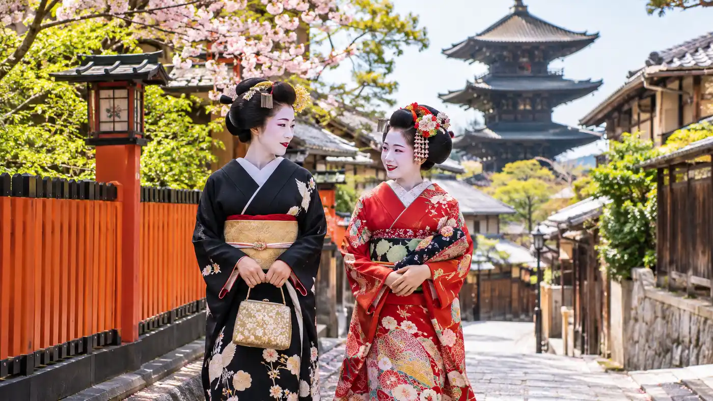 Geisha vs Maiko: Key Differences in Training, Kimono, and Roles